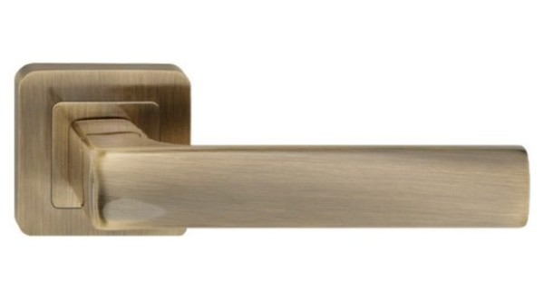 Rankenos "METAL BUD Ibiza Q"