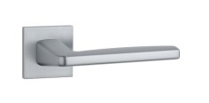 Handles "APRILE Erba Q7S AT" 2
