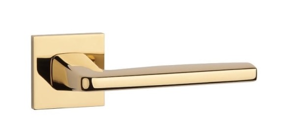 Handles "APRILE Erba Q7S AT"
