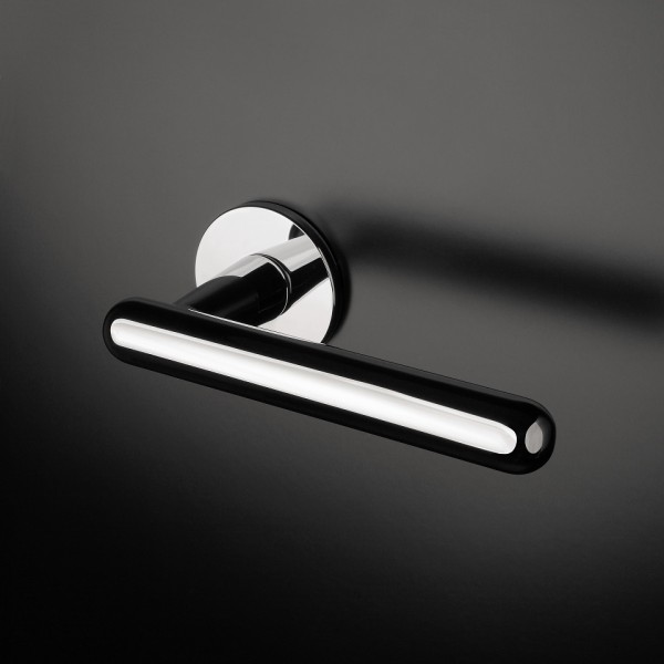 Handles "APRILE Asteria R5S AS"