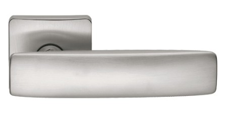 Handles "COLOMBO Bold PT11"