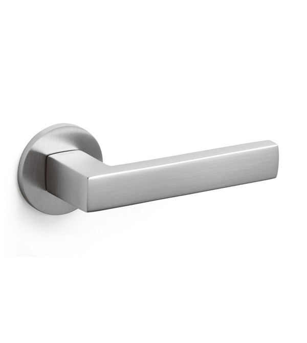 Handles "OLIVARI Planet B M195B"