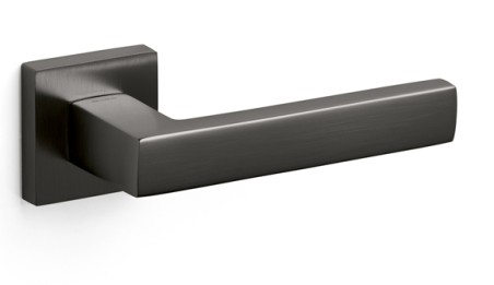 Rankenos "OLIVARI Planet Q M203"