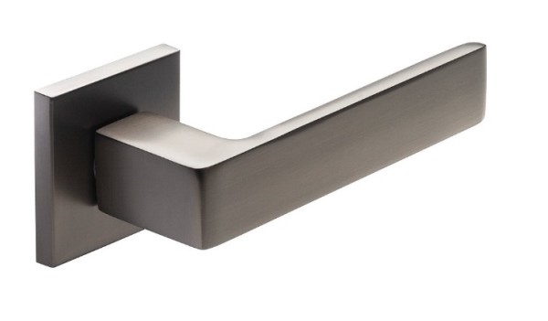 Rankena "iNOVO Versa Q"