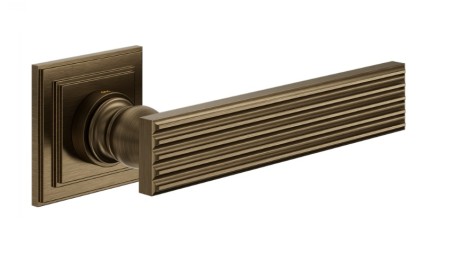 Handle "DND Eleonora"