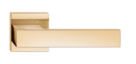 Rankena ''CORONA Grand Q"