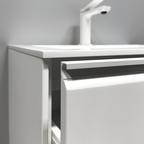 Spintelė "MOON" su matiniu įleidžiamu "ORION"...