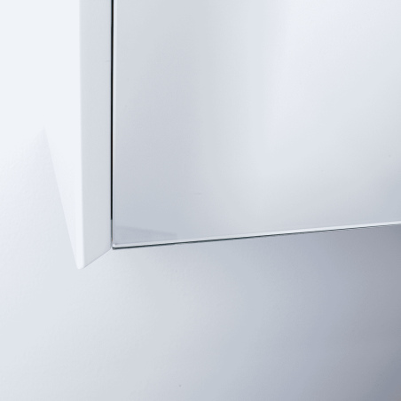 Trijų durų veidrodinė spintelė "LOFT"