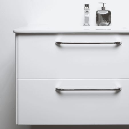Spintelė "SOFT" su chromo spalvos rankenomis ir keraminiu praustuvu