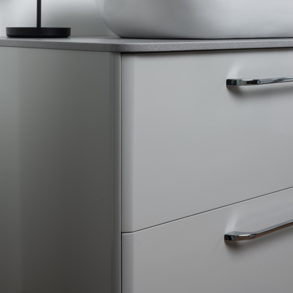 Spintelė "SOFT" su chromo spalvos rankenomis,...